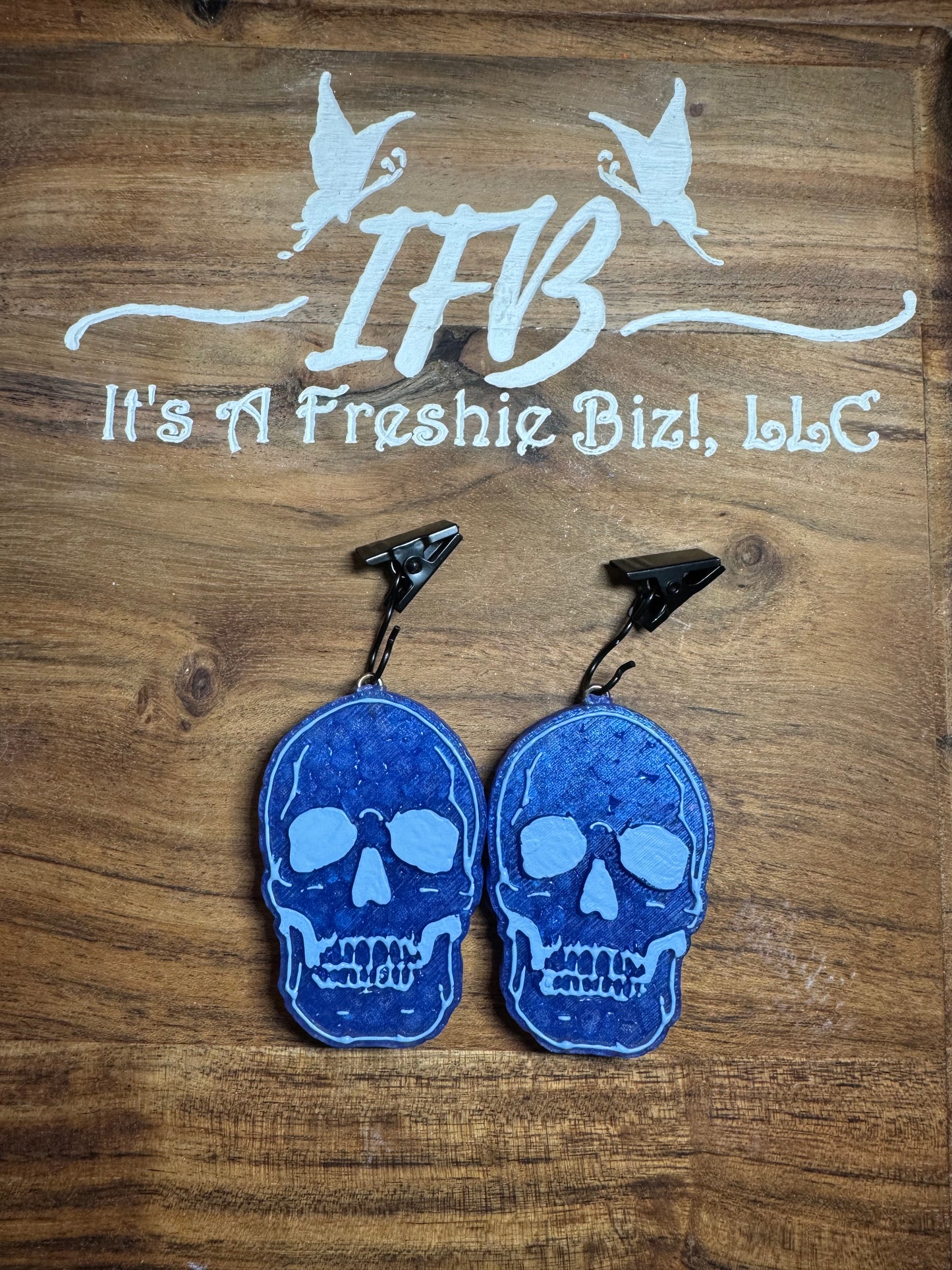 Skull - vent clips